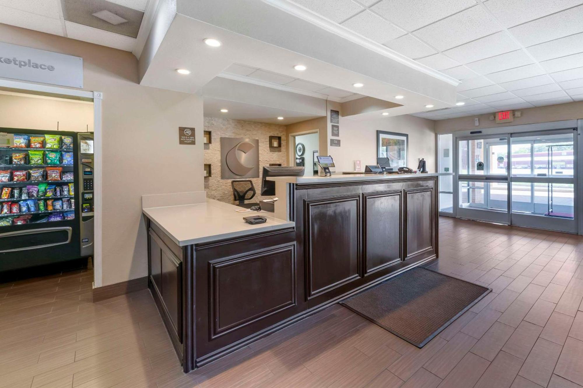 Comfort Inn & Suites Porter Near Indiana Dunes מראה חיצוני תמונה