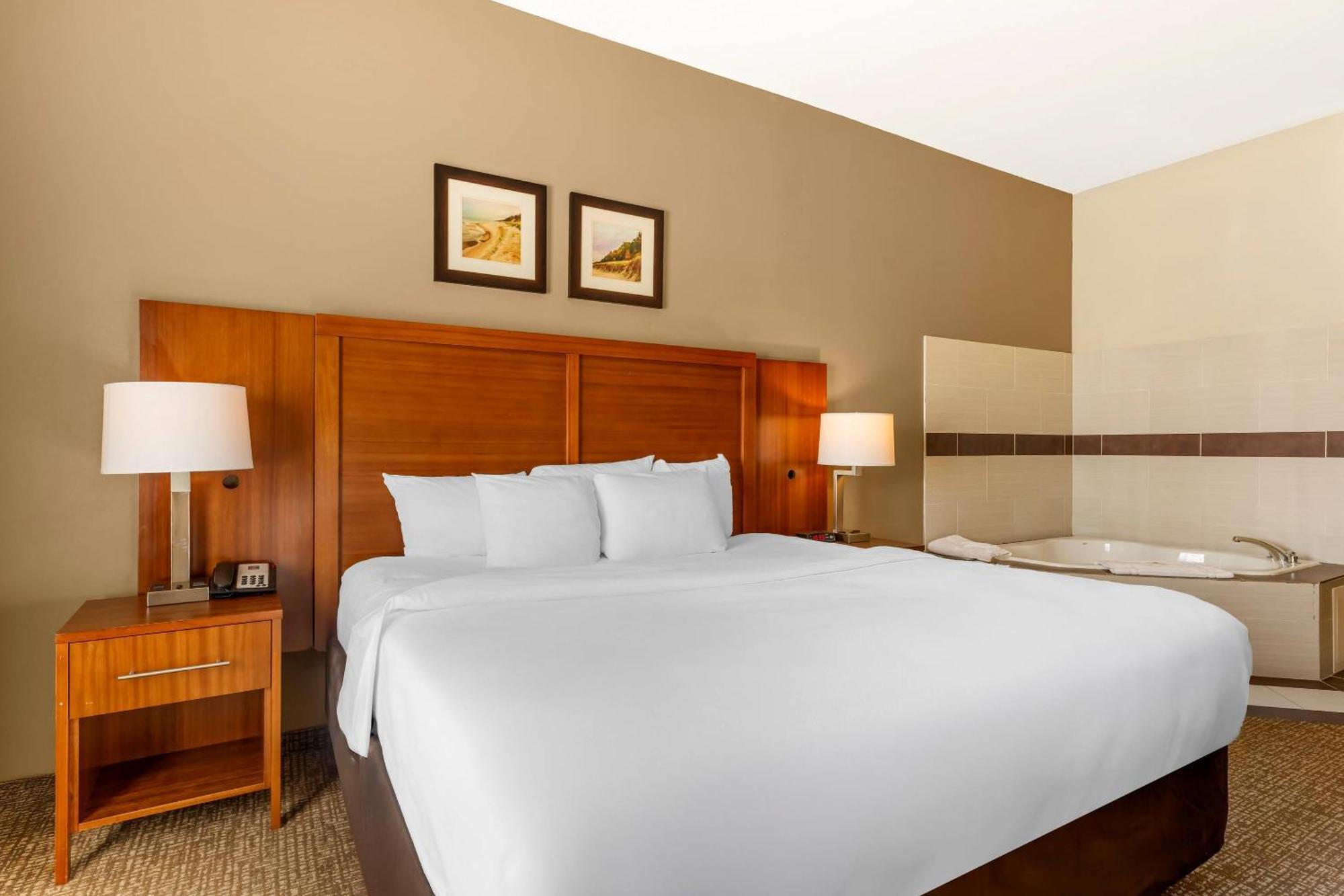 Comfort Inn & Suites Porter Near Indiana Dunes מראה חיצוני תמונה